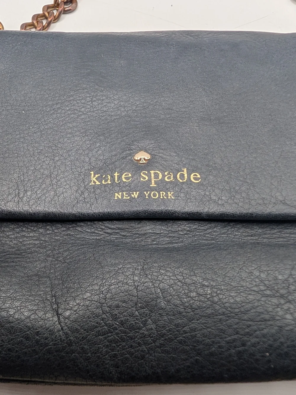 kate spade black leather crossbody with bronze chain